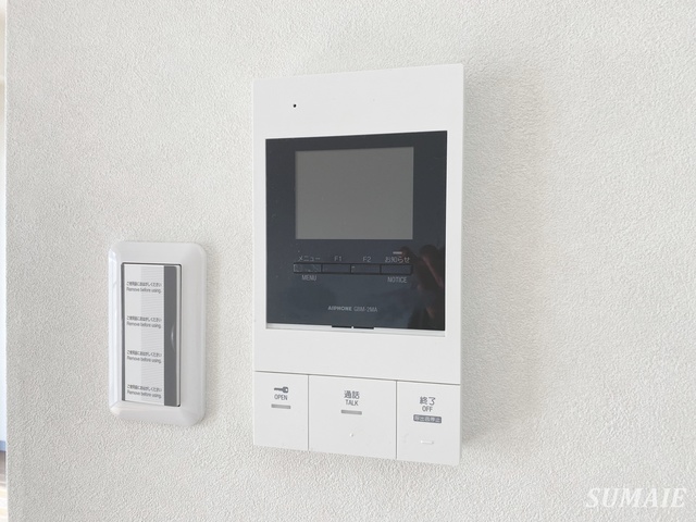 セキュリティ　モニター付きインターホン☆