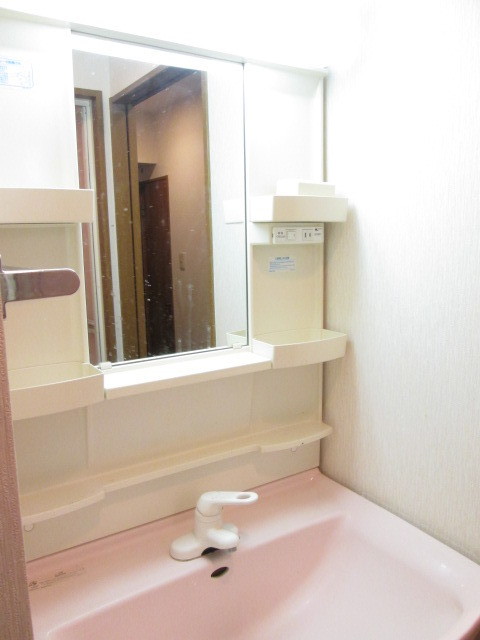 洗面設備　044-299-8985までお気軽にお電話下さい♪