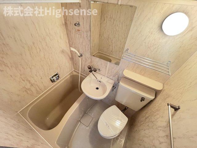 バス・シャワールーム　ゆったり過ごせるお風呂です