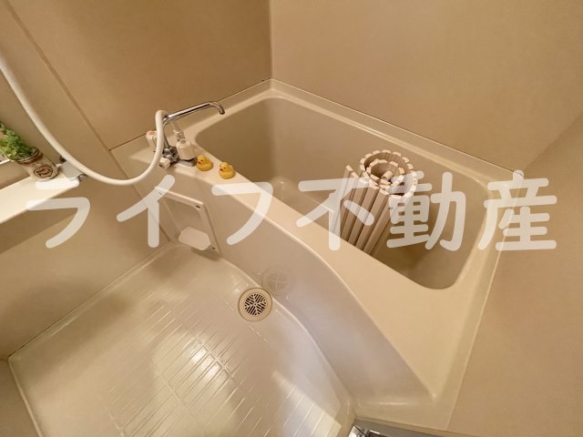 バス・シャワールーム　お風呂です