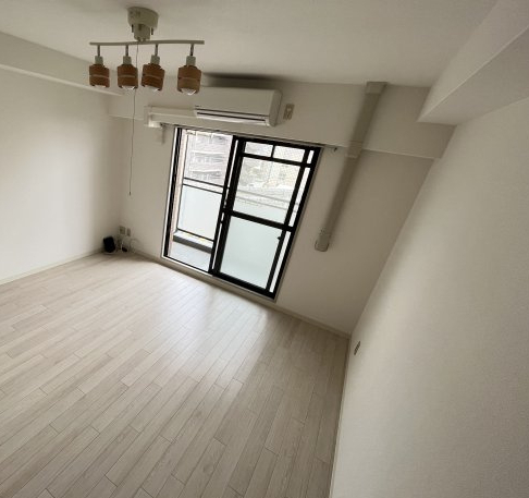 居室・リビング　2面採光で明るい洋室の１Rです！