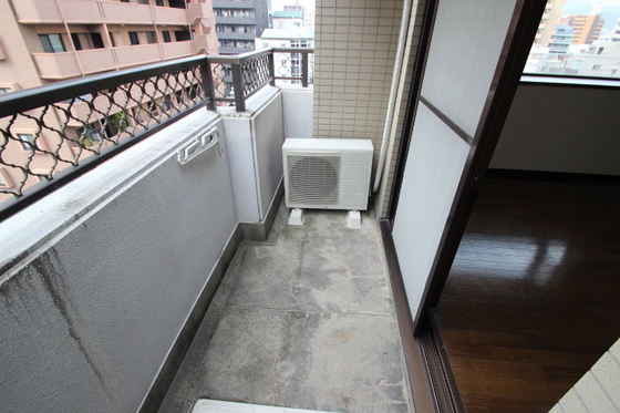 バルコニー　※別の部屋の写真です