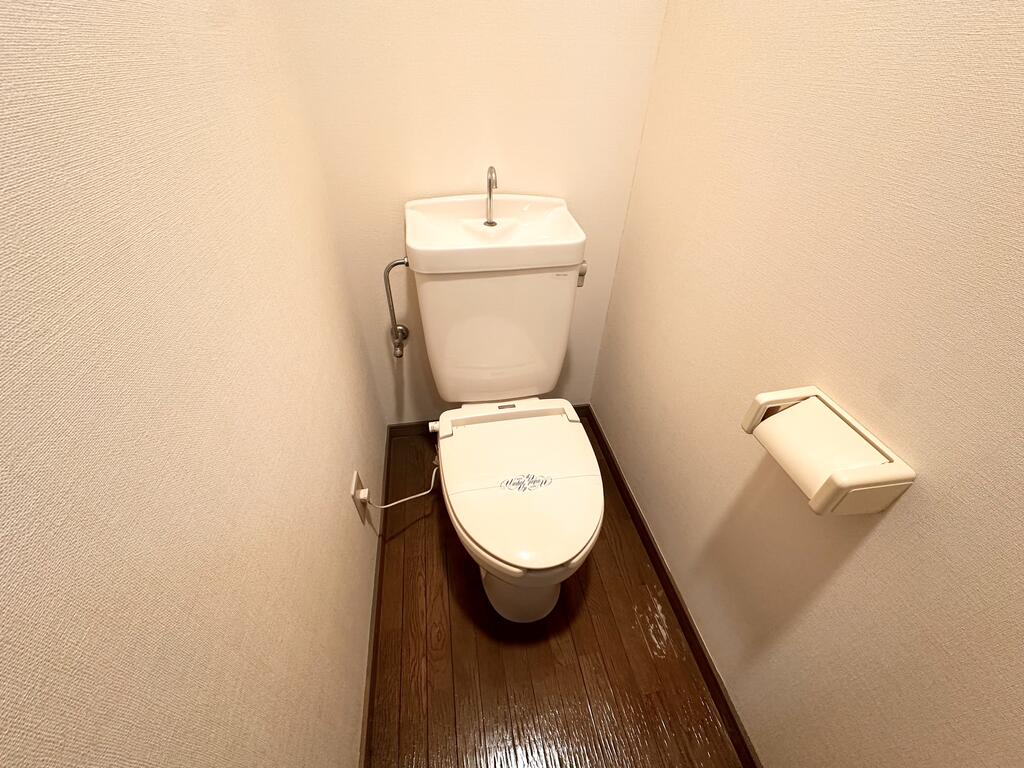 トイレ　入居者決定後、ウォシュレットへ交換