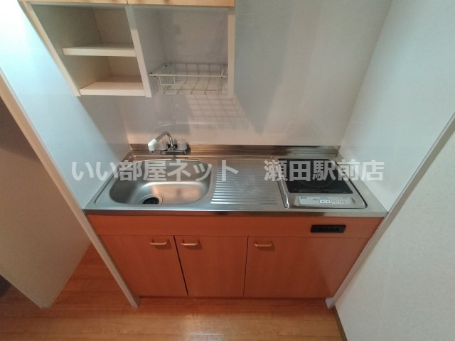 キッチン　※同建物の別のお部屋の写真です。