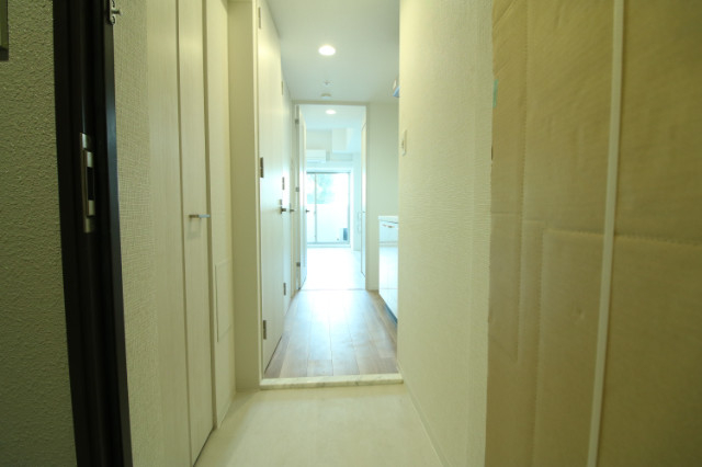 玄関　写真は同シリーズの別物件の写真になります