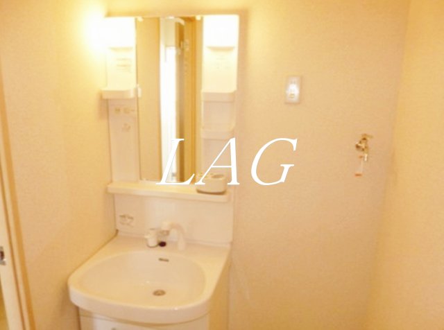 洗面設備　洗面台です。