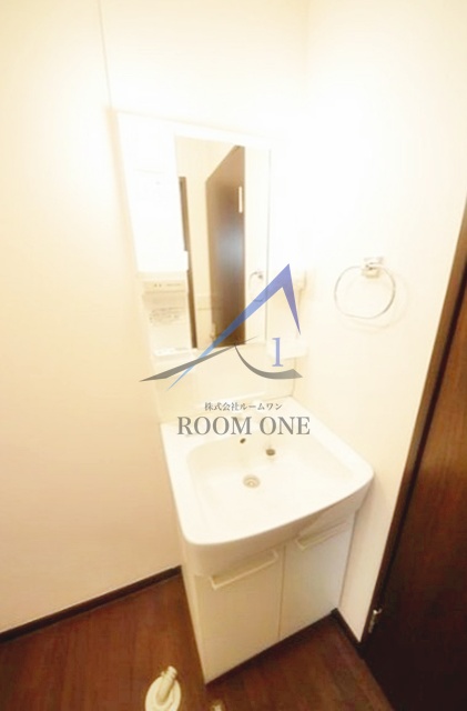 洗面設備　洗面台です。