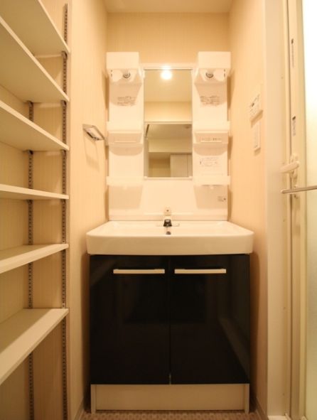 洗面設備　★収納付き、独立洗面台★