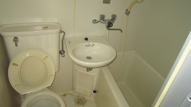 洗面設備　反転別部屋参考写真