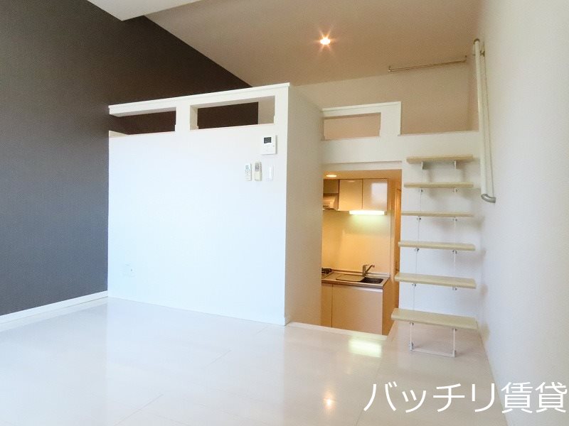 居室・リビング　同型タイプの為、現状を優先いたします