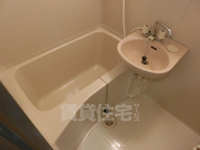 バス・シャワールーム　2