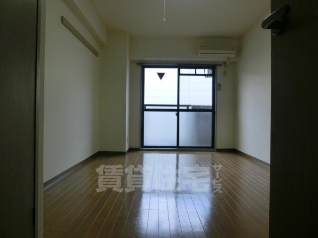 居室・リビング　2