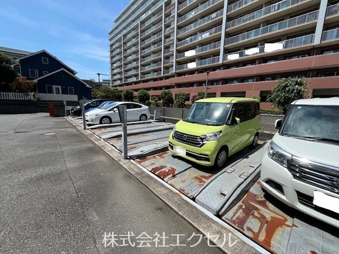 駐車場　駐車場完備。