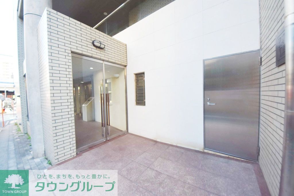 エントランス　部屋探しは株式会社　タウンハウジング　までお気軽にお問合せ…