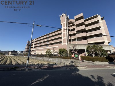 建物外観　エレベータ付きで、ベビーカーや重い荷物があっても便利！