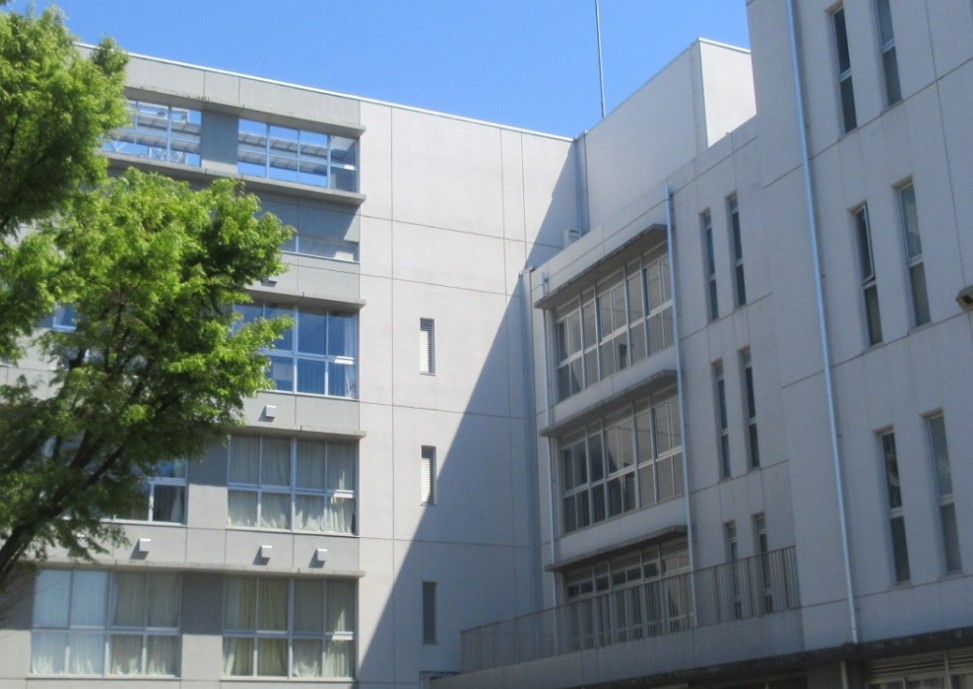 中学校　板橋区立板橋第三中学校（中学校）まで804m