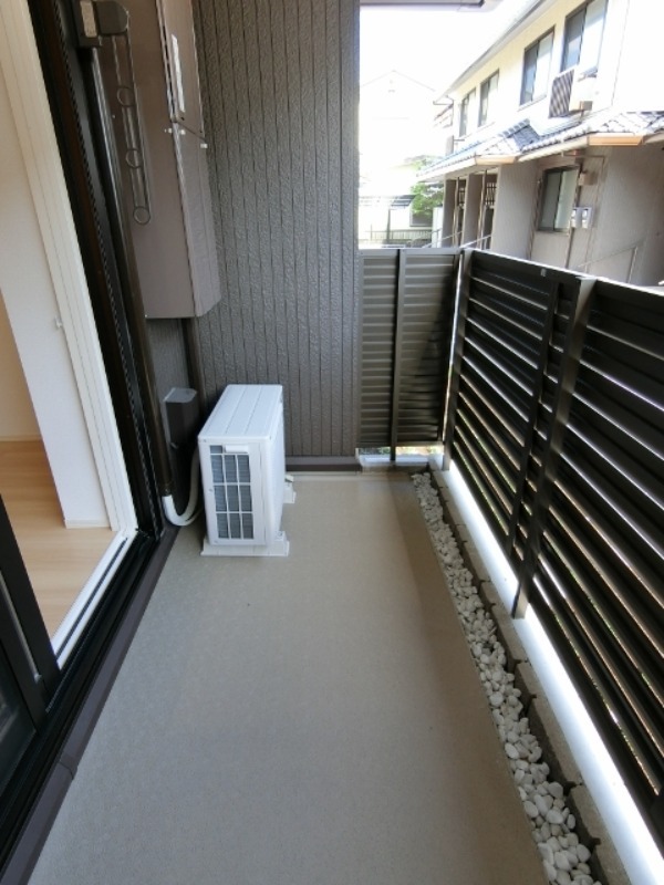 バルコニー　図面と現状に相違がある場合には現状を優先