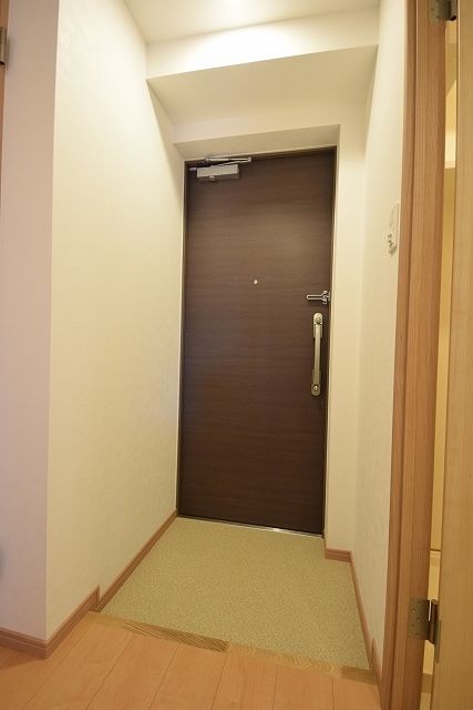 玄関　★お問い合わせはタウンハウジングまで★