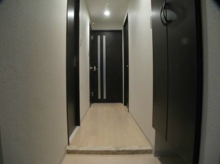 玄関　※別号室参考写真