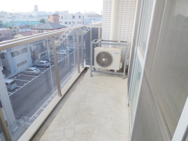 バルコニー　※別号室参考写真