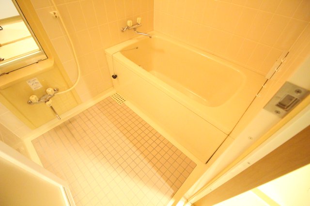 バス・シャワールーム　日々の暮らしに欠かせないお風呂です