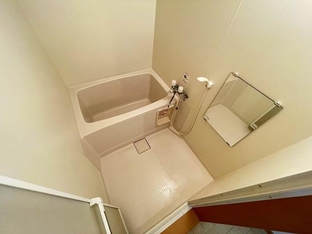 バス・シャワールーム　浴室