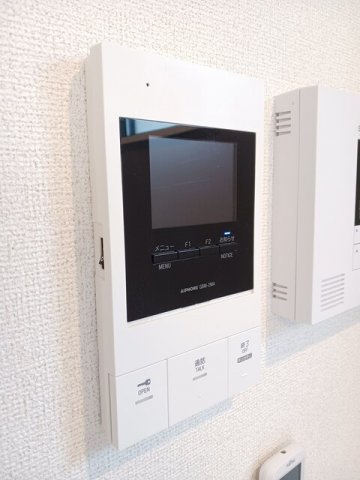 セキュリティ　モニター付きインターホンです