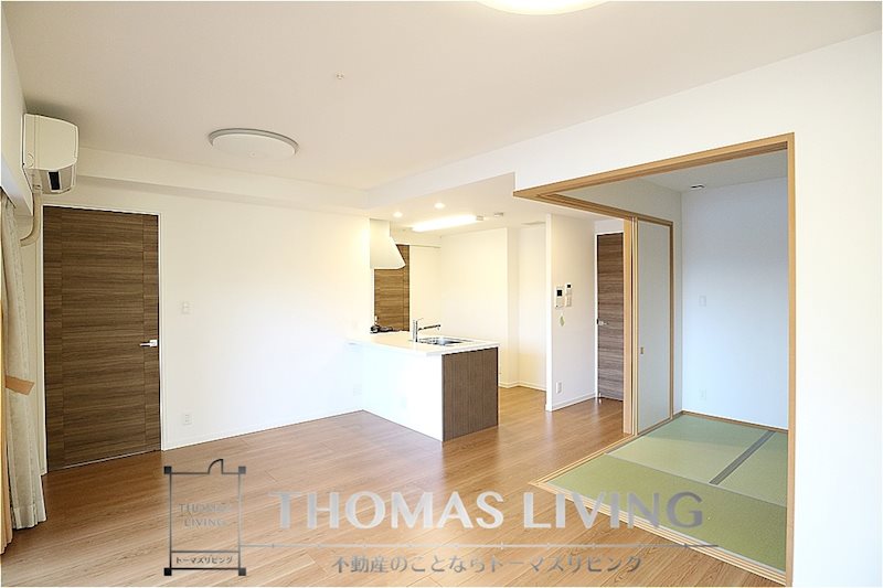 居室・リビング　人気のカウンターキッチンです。