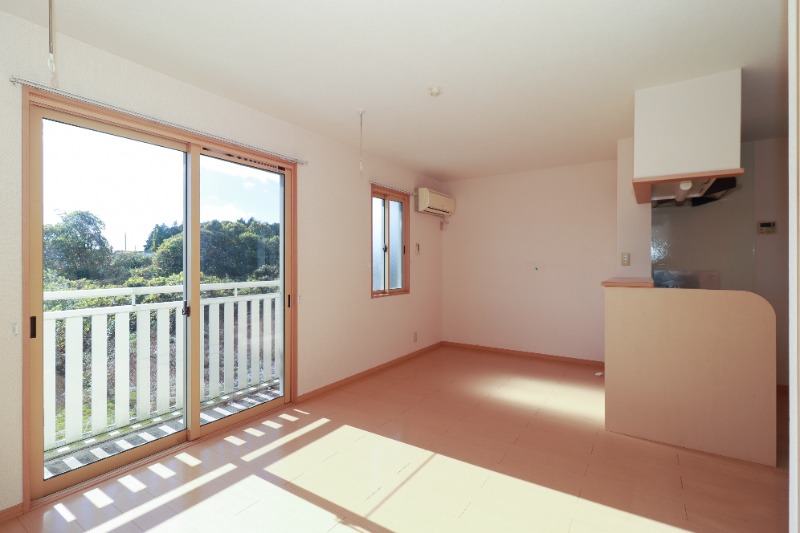 居室・リビング　図面と現状に相違がある場合には現状を優先