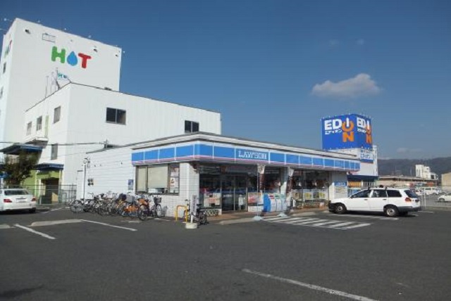 コンビニ　ローソン柏原駅西店（コンビニ）まで505m