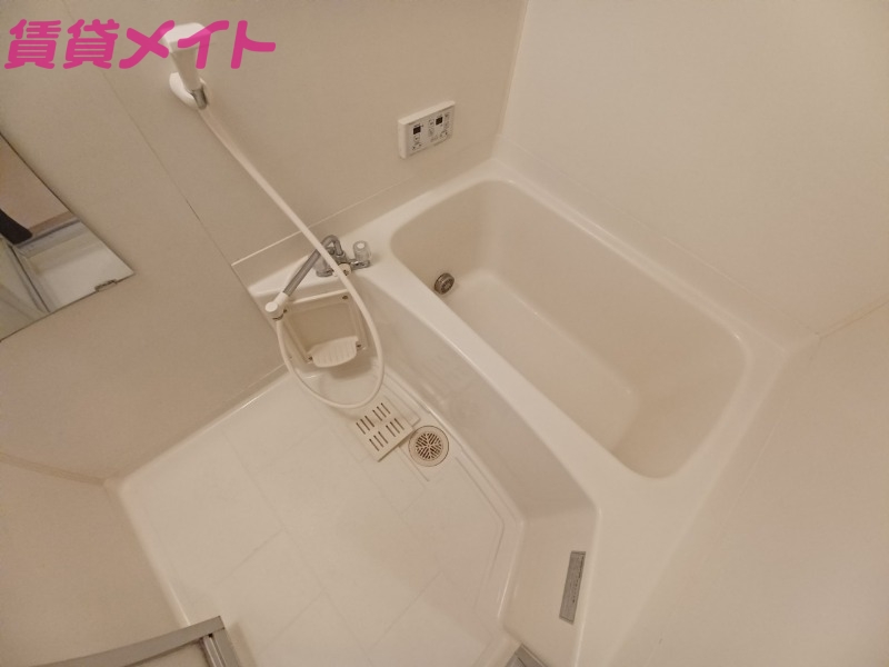 バス・シャワールーム　同型参考写真