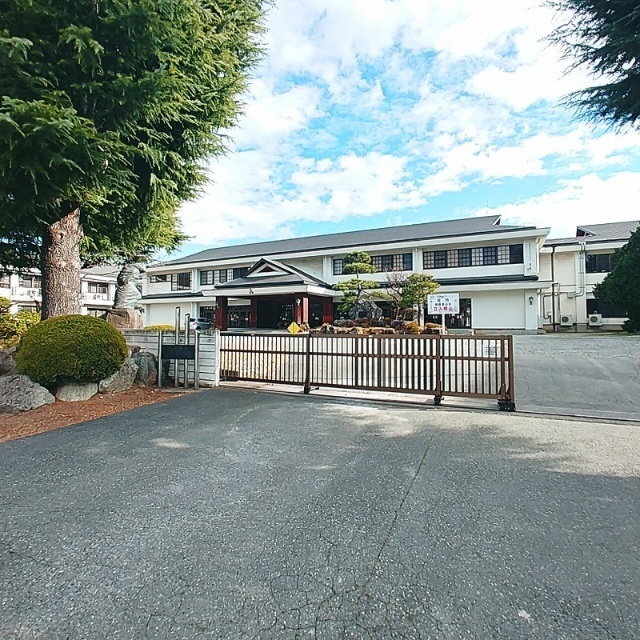 中学校　松本市立清水中学校（中学校）まで1090m