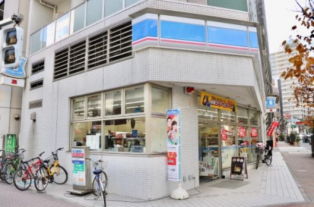 コンビニ　ローソン新富一丁目店（コンビニ）まで84m
