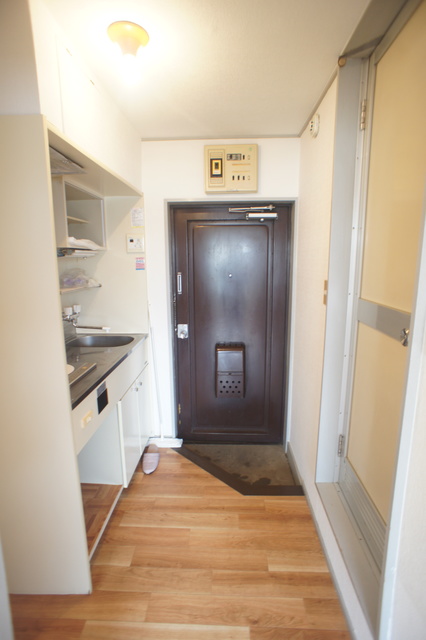 玄関　すっきりシンプルな玄関スペースです！