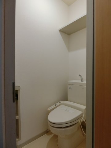 トイレ　103の写真（間取同タイプ：イメージ）