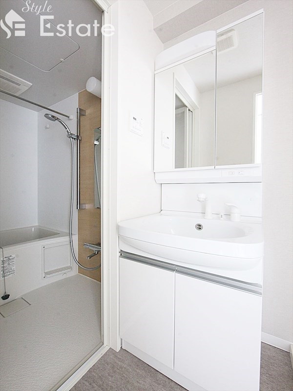 洗面設備　洗面所