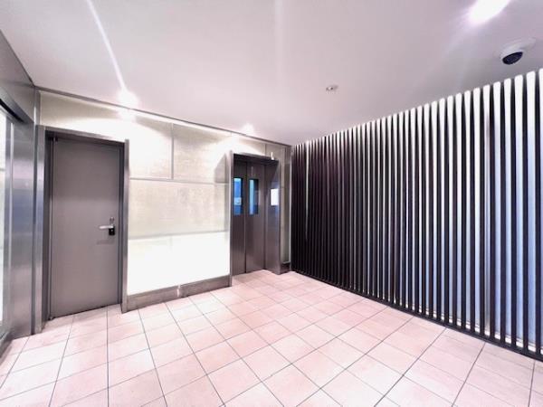 エントランス　建物の内部です