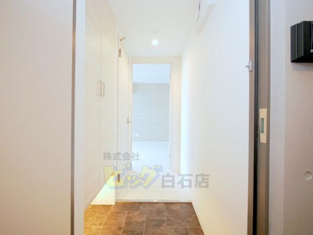 玄関　広々とした玄関です♪