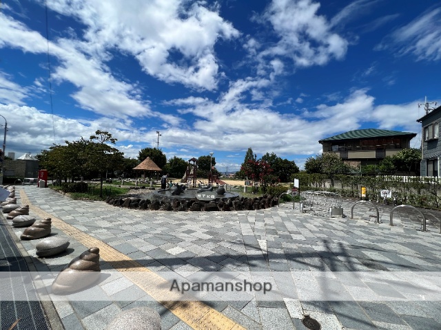 公園　公園（公園）まで918m