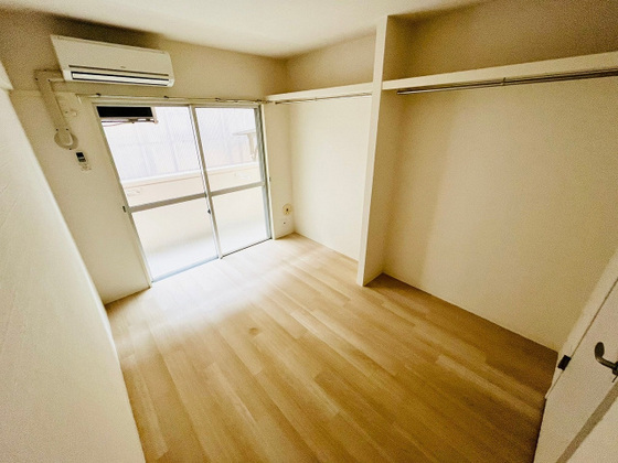 居室・リビング　※別部屋の写真です