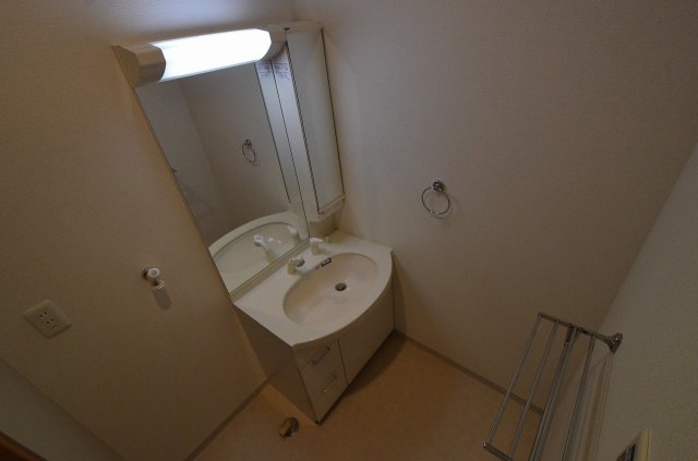 洗面設備　独立洗面台付でおすすめです！