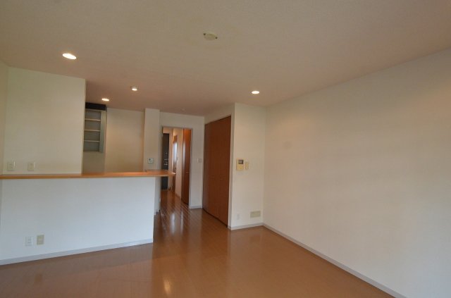 居室・リビング　エアコン付きで初期費用を抑えられます