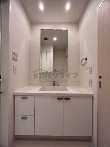 洗面設備　※参考写真です。同じ間取りの別部屋になります。