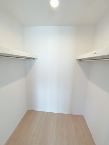収納　同施工会社、別物件のお部屋の写真です。参考にご覧ください。
