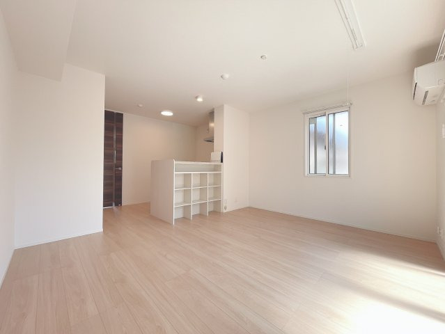 居室・リビング　同施工会社、別物件のお部屋の写真です。参考にご覧ください。