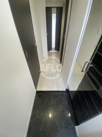 玄関　フォレストグレイス深江橋II　玄関