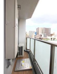 バルコニー　外からの目が気にならないバルコニーで洗濯物が干せます