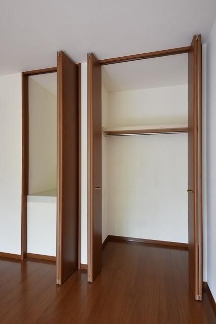 収納　★7.5帖の洋室の大容量のクローゼットです★