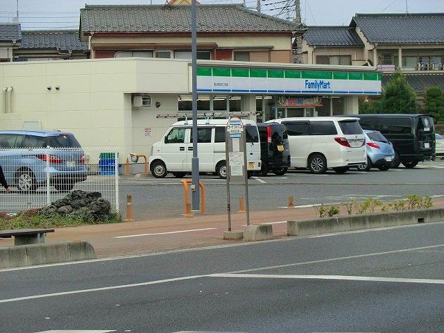 コンビニ　ファミリーマート富士見羽沢三丁目店（コンビニ）まで1026m