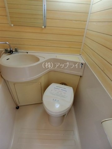 トイレ　トイレ